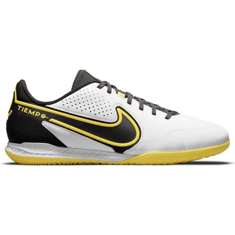 zaalvoetbal nike